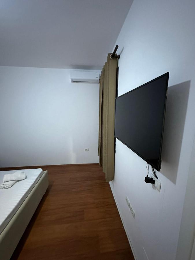 Elby Apartments 培拉特 外观 照片