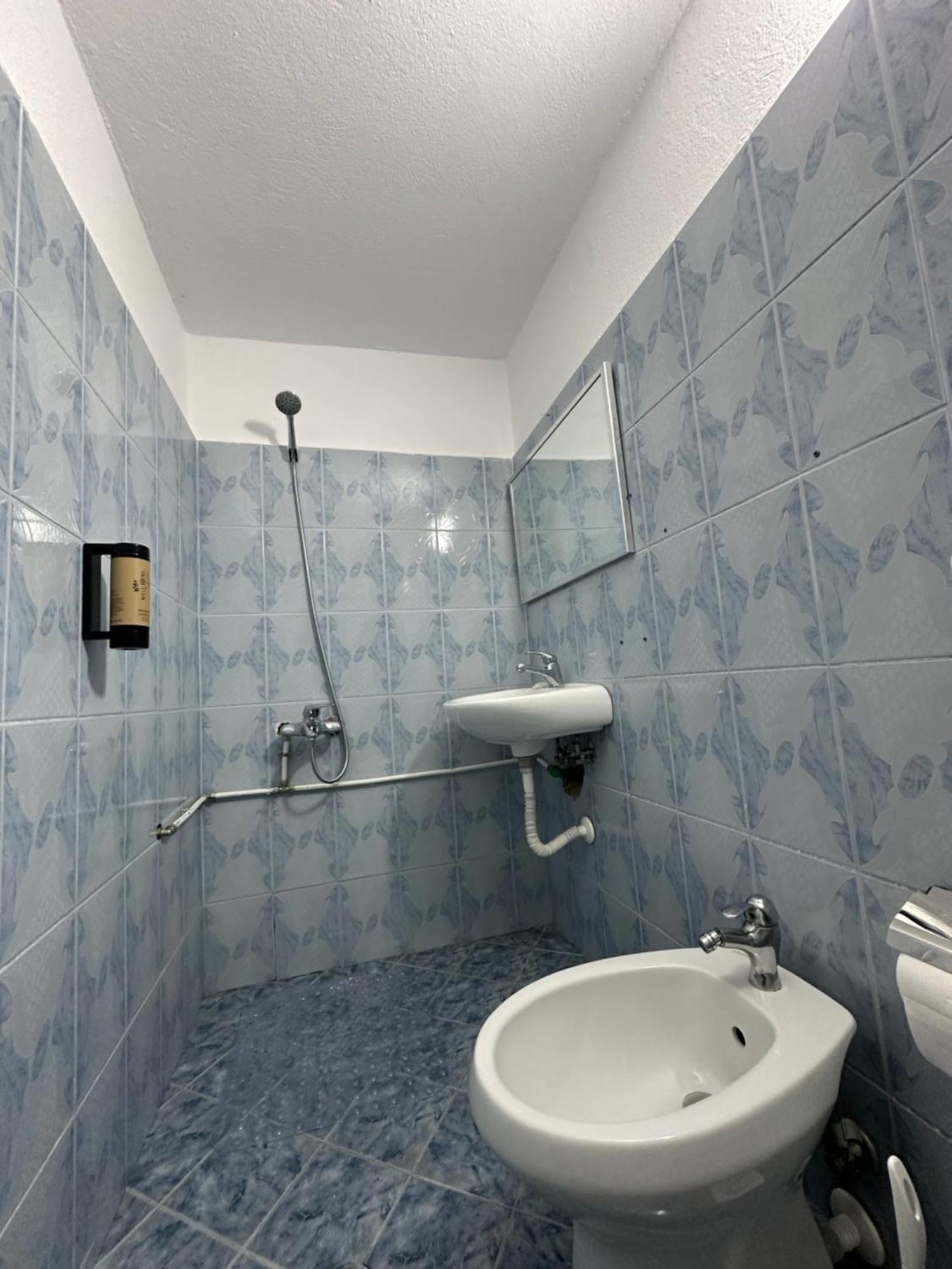 Elby Apartments 培拉特 外观 照片