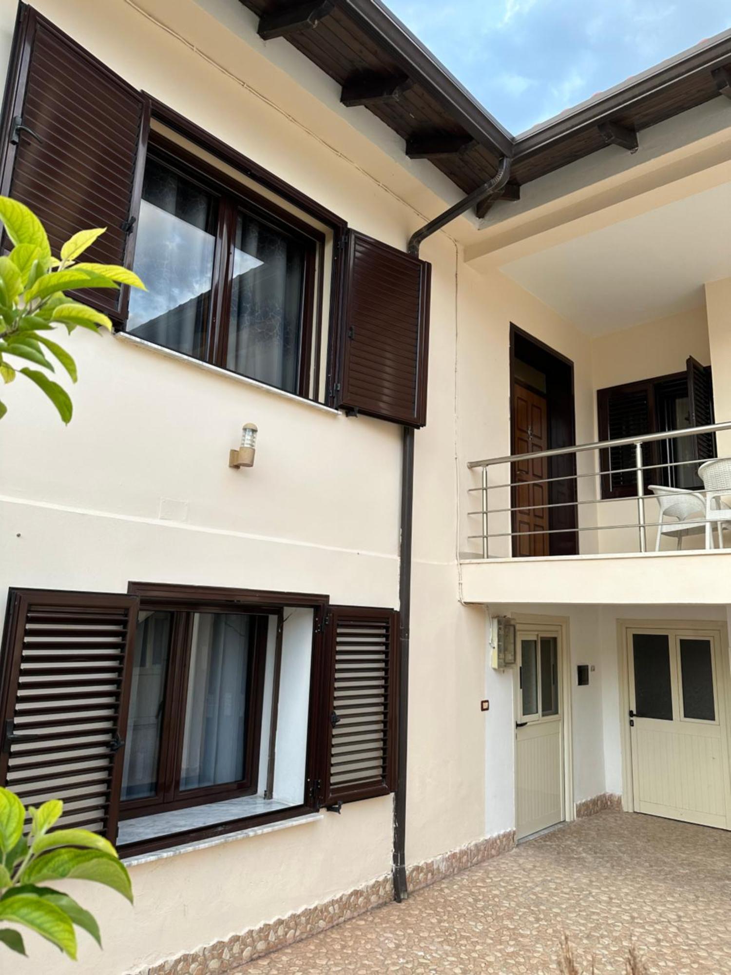 Elby Apartments 培拉特 外观 照片