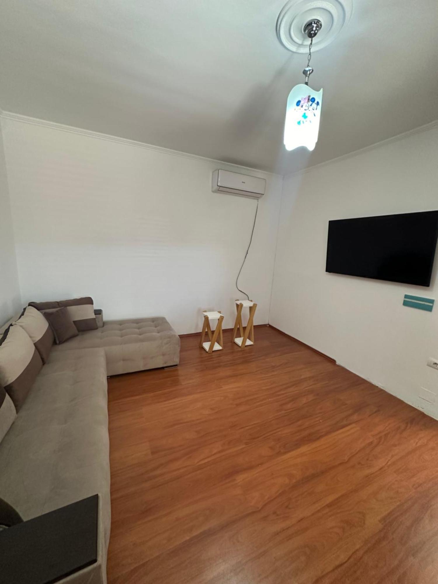 Elby Apartments 培拉特 外观 照片